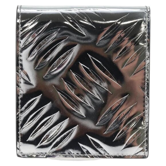 PRADA Wallet Patent leather Silver Auth 127893M - Picture 2 of 15